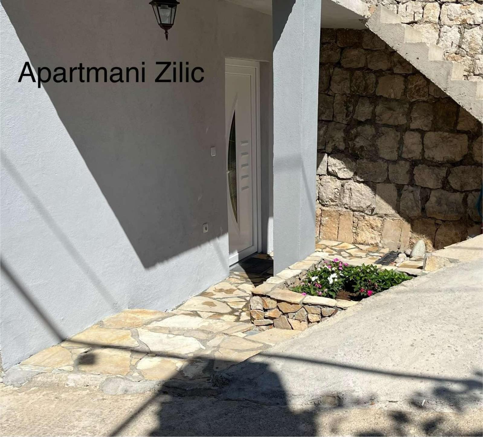 Zilic Apartment