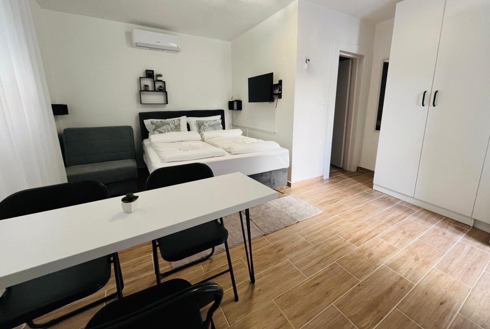 Zilic Apartment *